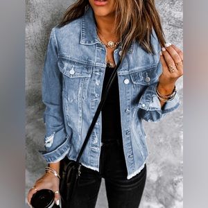 Vervet Size Medium Distressed Jean Jacket
